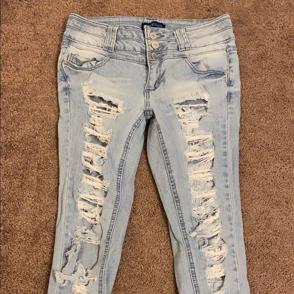 Cute ripped jeans